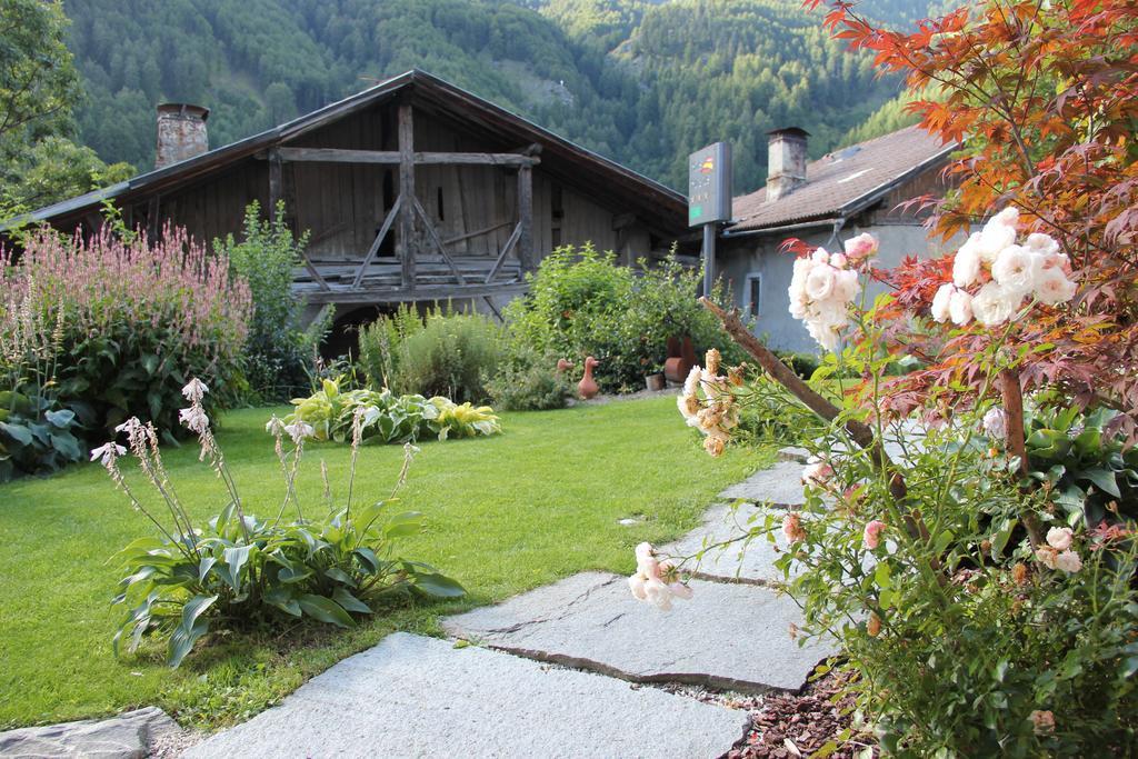 ماليس فينوستا Aparthotel Garni Haus Hubertus المظهر الخارجي الصورة