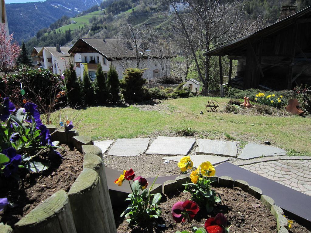 ماليس فينوستا Aparthotel Garni Haus Hubertus المظهر الخارجي الصورة
