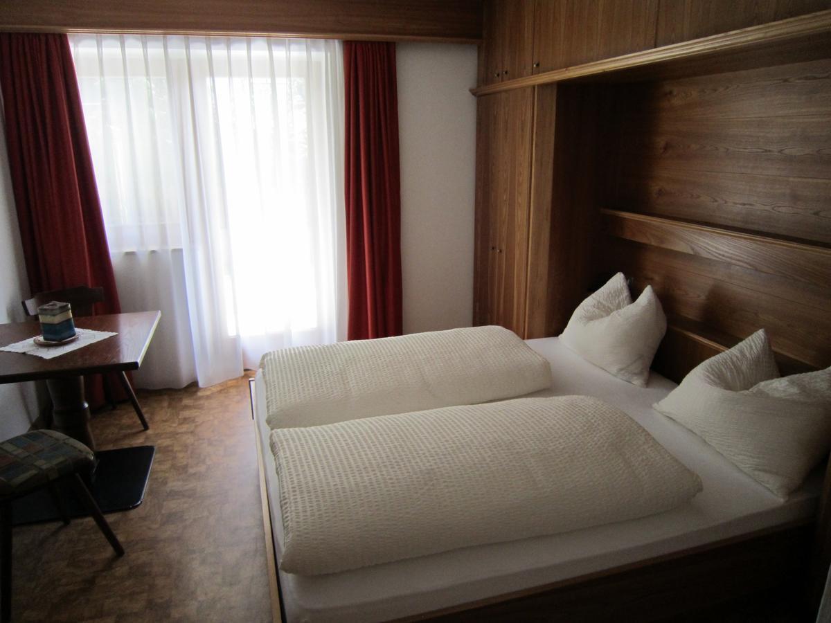 ماليس فينوستا Aparthotel Garni Haus Hubertus المظهر الخارجي الصورة
